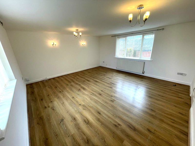 Oliver Lane Great Sutton